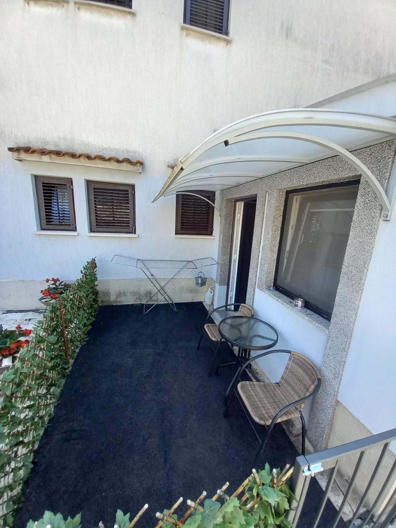 Guest House Kozala Рийека Екстериор снимка